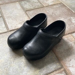 Women’s Clogs